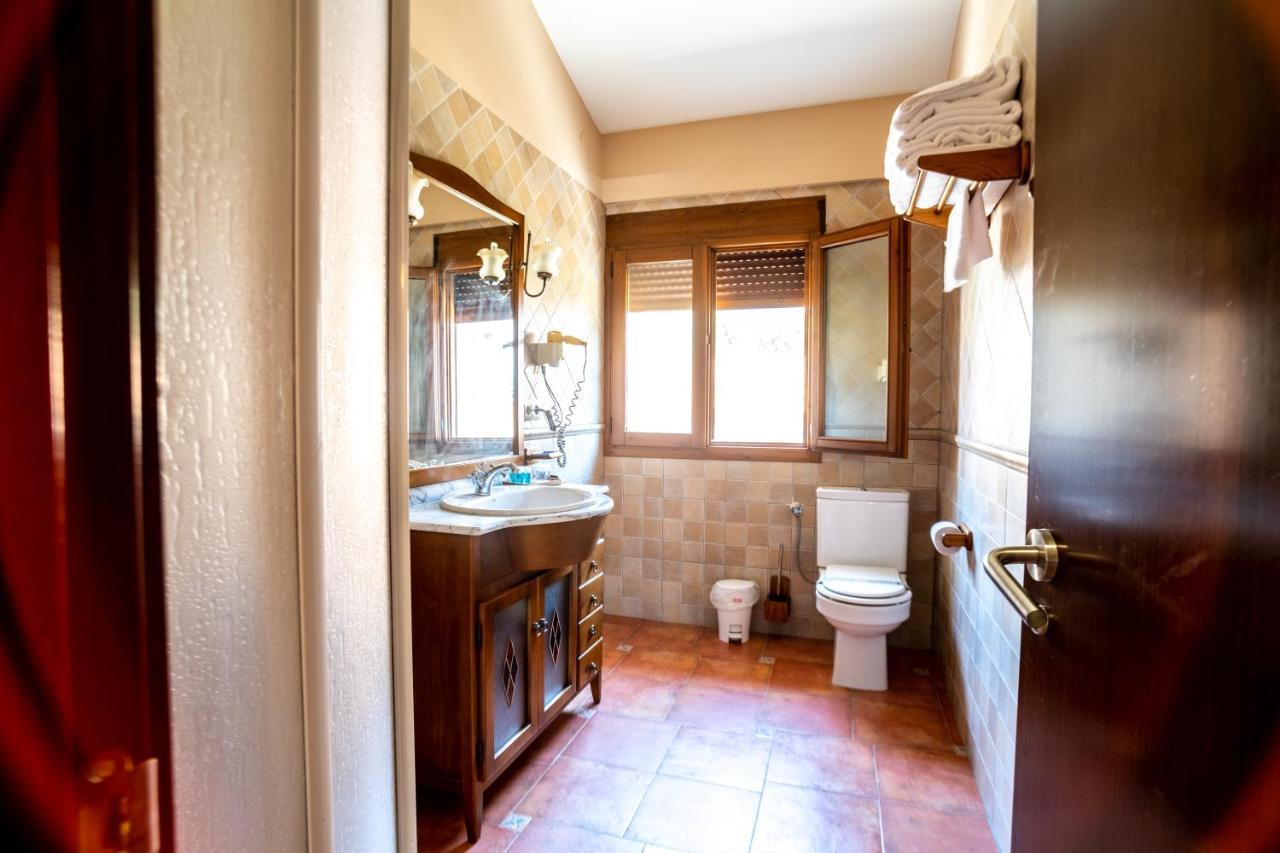 Hostal El Guerrer Todolella Exterior foto